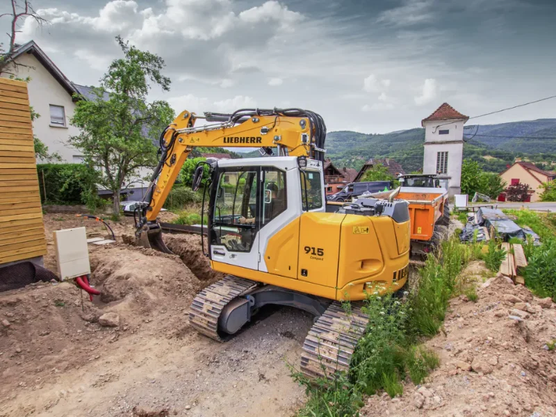 Liebherr R 915 Compact Litronic Paletli Ekskavatör görseli 4