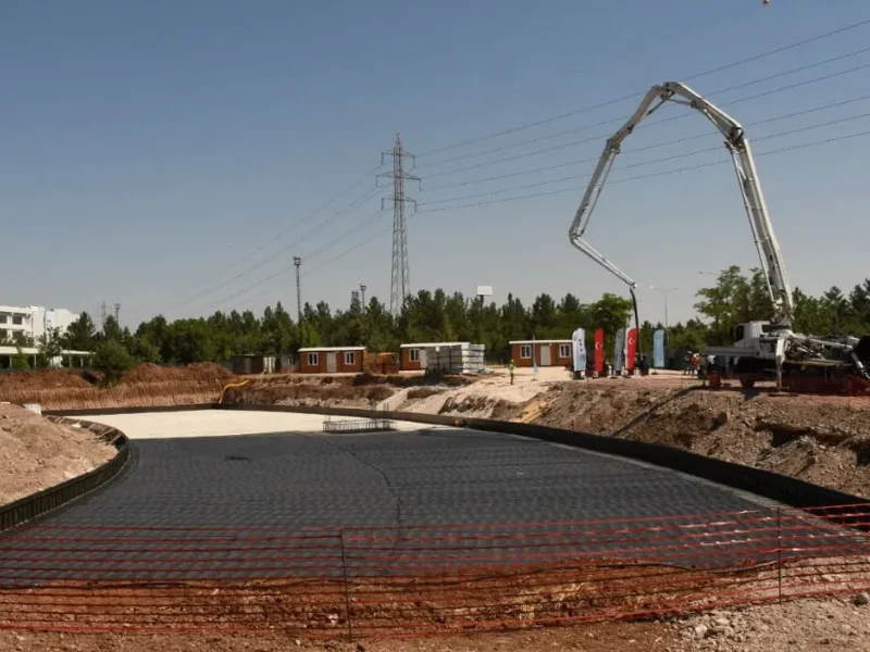 Dicle Üniversitesi 600 Yataklı Hastanesi