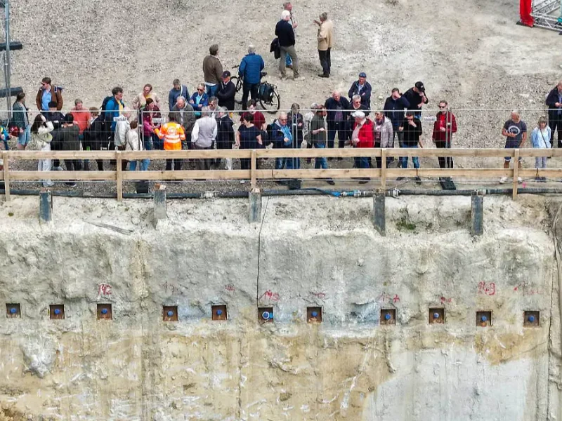 Rostock Yeni Halk Tiyatrosu Genişletilmiş Kaba İnşaat Projesi