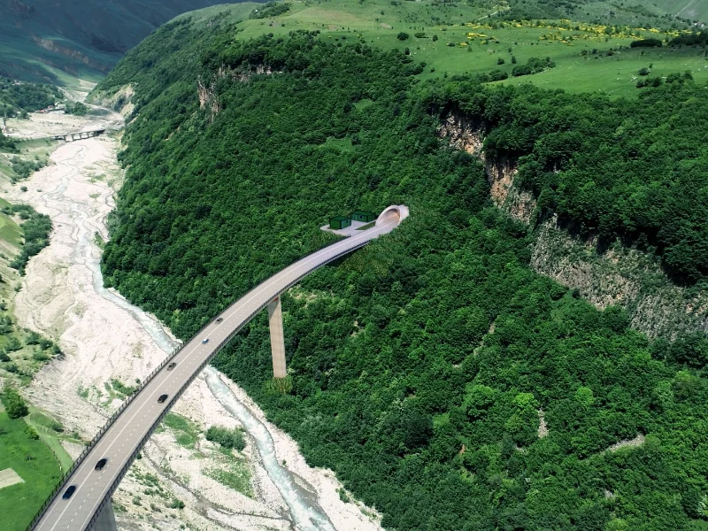 Kvesheti–Kobi Uluslararası Karayolu ve Tünel Projesi