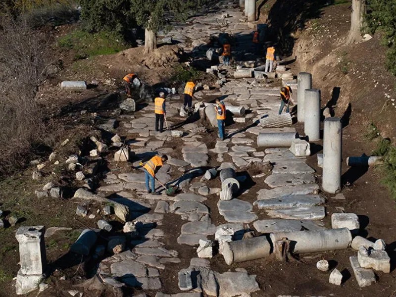 İzmir Efes Antik Kenti Yeni Ziyaretçi Karşılama Merkezi ve Çevre Düzenlenmesi – 2. Etap
